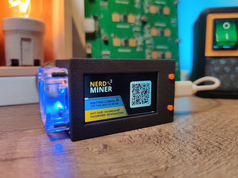 NerdMiner V2 - bitronics.store